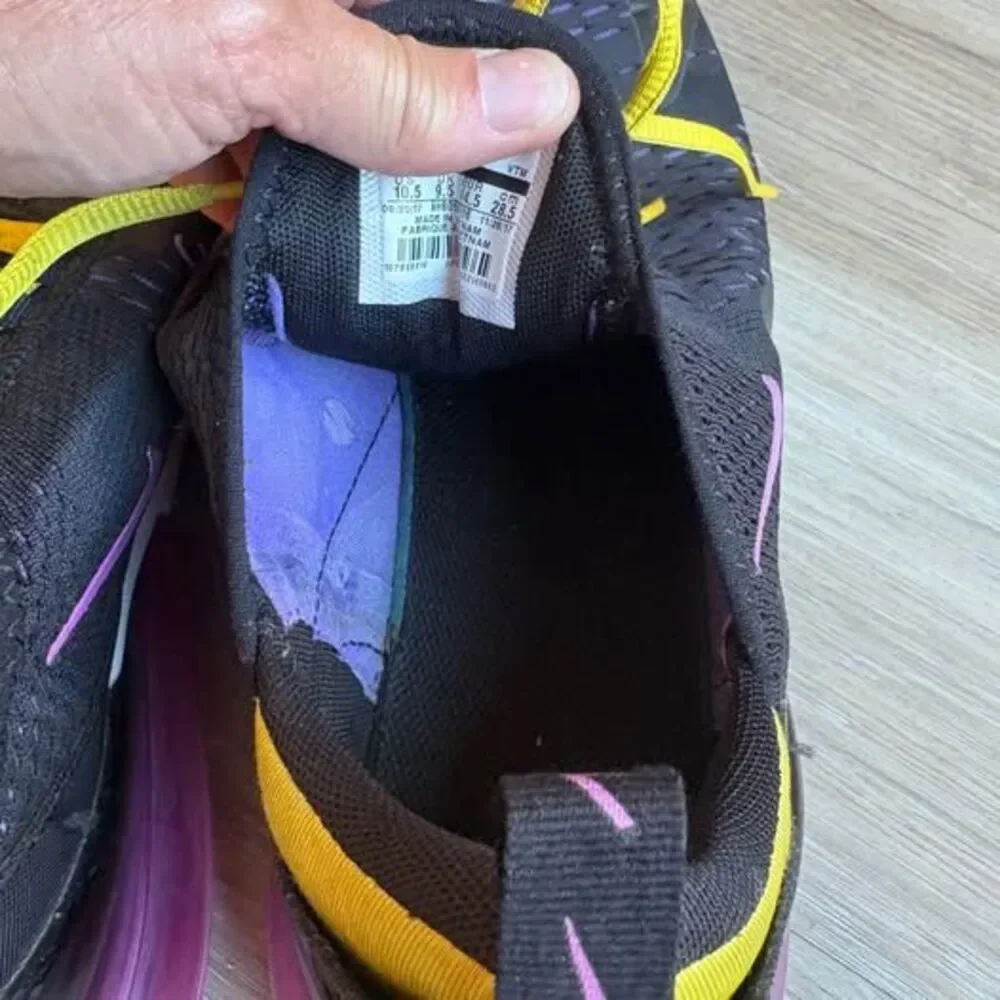 Nike Air Max 270 Size 10.5